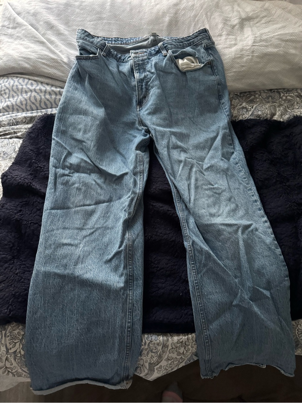 Abercrombie & Fitch Light Blue Wide-Leg Denim Jeans